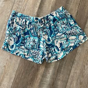 Cute woman’s elastic band lily pulitzer shorts